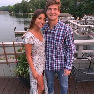 Meet your Posher, Grayson